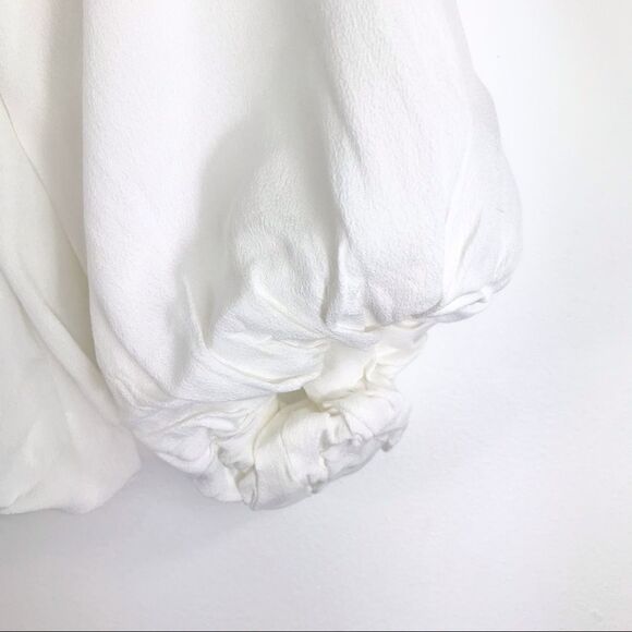 White Twist Front Boho Peasant Crop Blouse - Picture 9 of 12